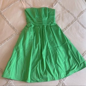 Green strapless dress